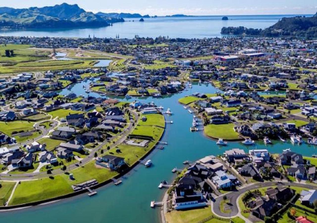 Gasthaus Aquila Haven Whitianga Exterior foto
